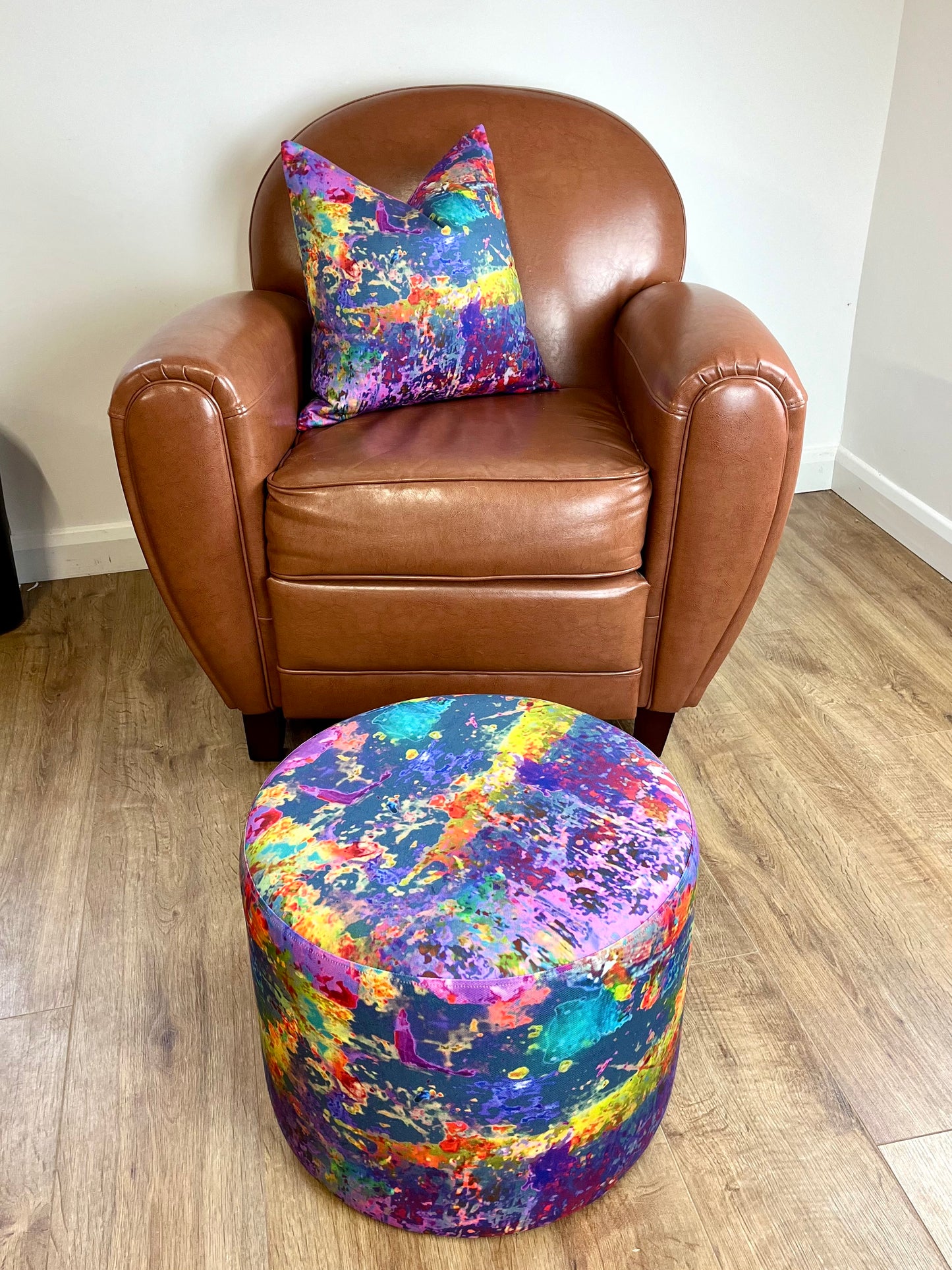 Art Attack Cotton Floating Footstool